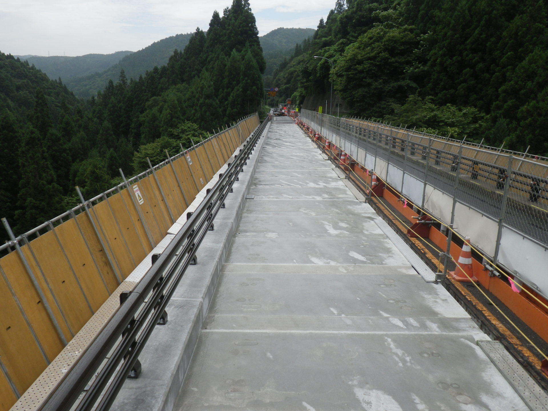 地蔵橋橋梁補修工事 鋼橋床板撤去設置工事